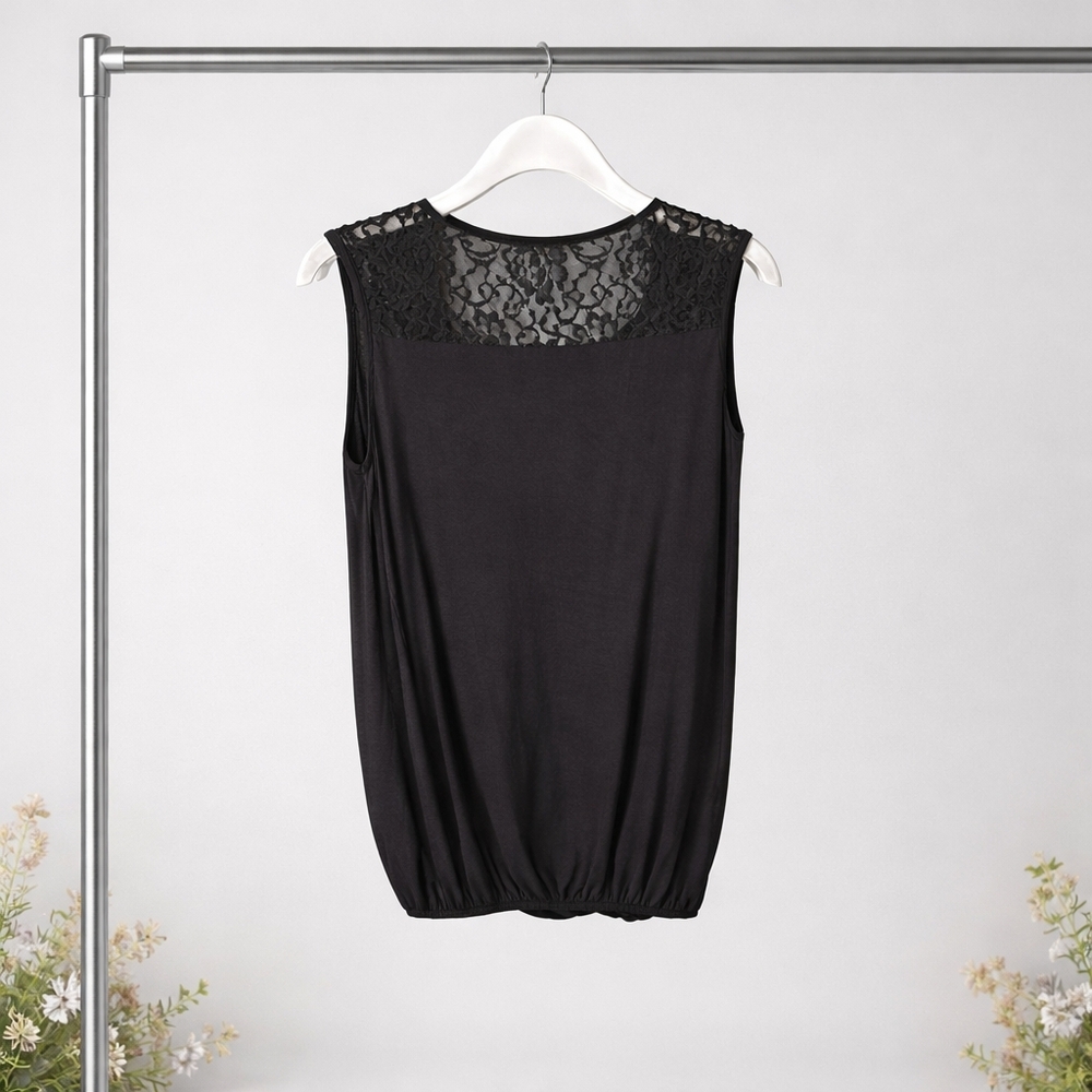 Free Kisses Sleeveless Black Lace-Trim V-Neck Top Size Medium - Picture 7 of 9
